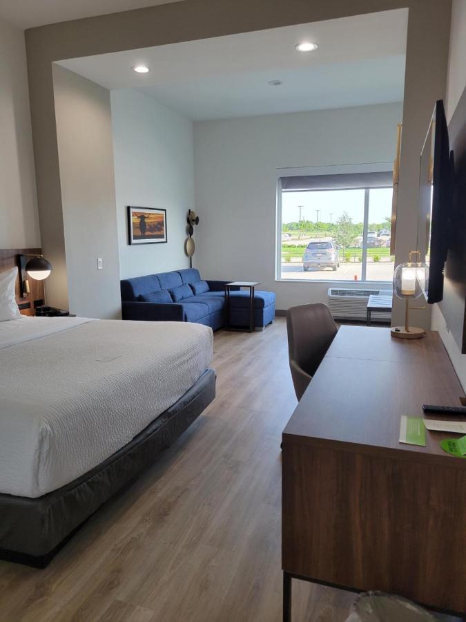 La Quinta Inn & Suites By Wyndham Terrell Εξωτερικό φωτογραφία