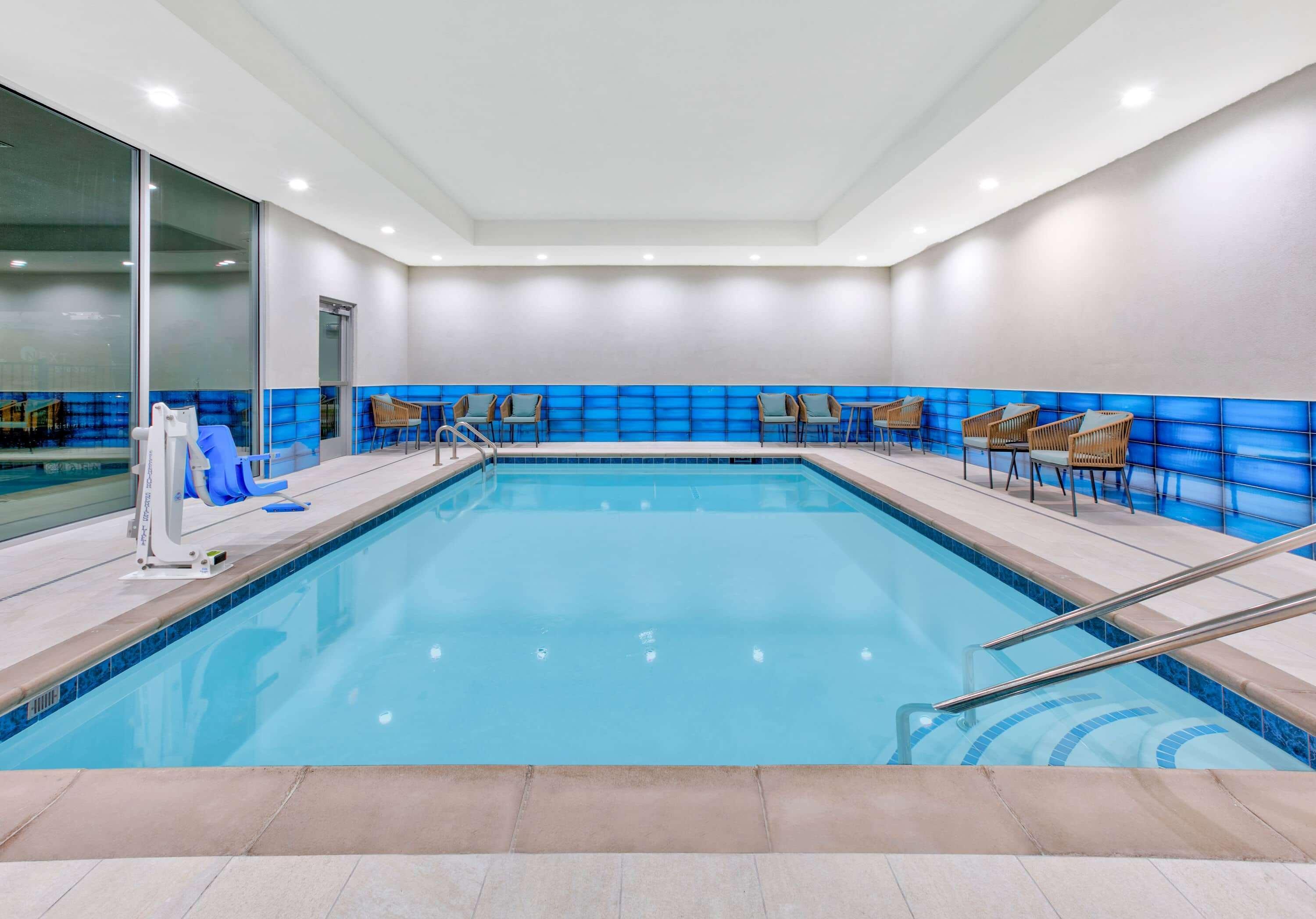 La Quinta Inn & Suites By Wyndham Terrell Εξωτερικό φωτογραφία